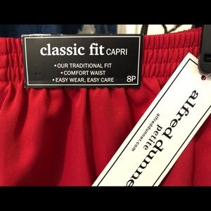 New Stunning Alfred Dunner Red Classic Capri